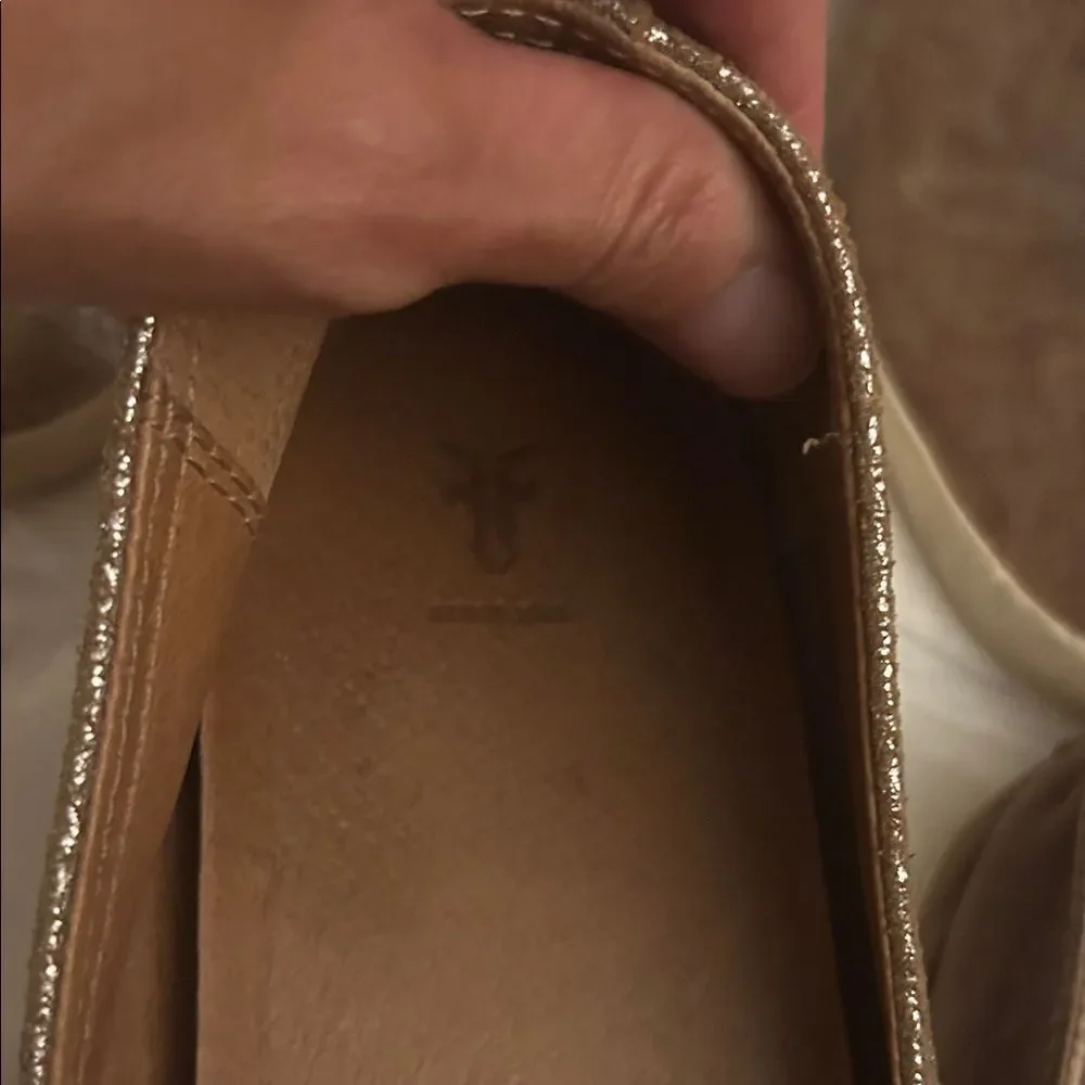 Frye Melanie slide on flats size 9